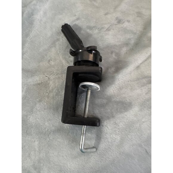 Salon Care Deluxe Wig Table Clamp - Used - Picture 3 of 5